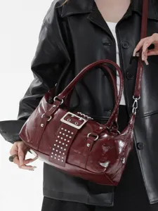 Vintage Y2K Boston handtas voor dames, glanzende PU-lederen tas met klinknagels en gesp.