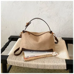 Retro suède schoudertas voor dames, casual crossbody tas met grote capaciteit kussenontwerp.