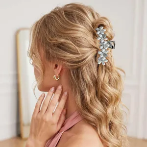 Large pearl and rhinestone flower hair claw clip for thick hair, elegant metal hairpin style.