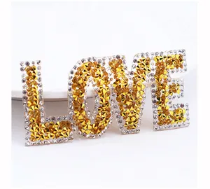 Glanzende strass LOVE letter patch voor kleding tassen DIY handwerk fonkelende decoratie.