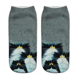 Detailed view of 3D oil painting cat print short socks, cute fluffy kittens pattern ankle socks.