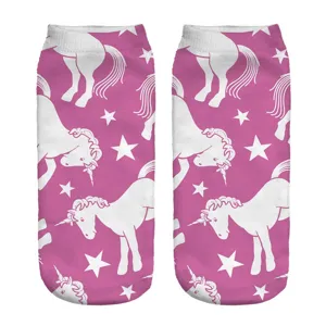 Carine calze corte stampate 3D unicorno da donna, simpatici calzini rosa con motivo stelle.