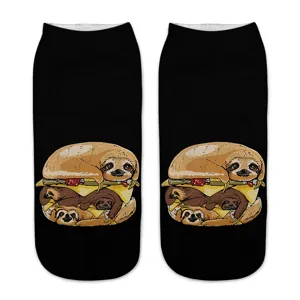 Lustige 3D Faultier Burger Druck Socken, kreative schwarze Neuheit Bootssocken Alltag.