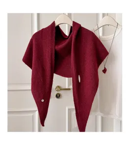 Koreanischer Stil Strick Dreieckstuch Schal Detail, weinrotes weiches Wollmaterial.