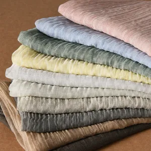 Mehrfarbiger plissierter Texturschal für Damen, eleganter Retro-Stil vielseitiger Herbstschal.