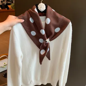 Foulard Triangle en Tricot à Pois Vintage pour Femmes Rétro Double Couche Bandana Polyvalent Accessoire de Taille