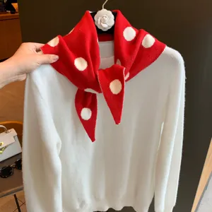 Ensemble pull et foulard triangulaire en tricot à pois contrastés, haut élégant rétro pour femmes.