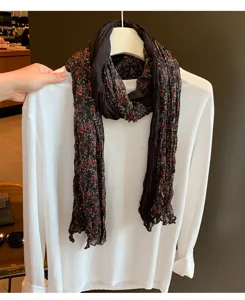 Vintage plissierter langer Schal für Damen, leichtes gekrumpeltes Herbsthalstuch.