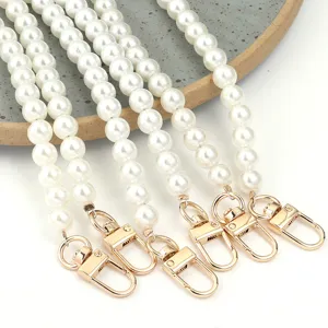 Sangle de chaine en perles de resine avec mousquetons dores pour accessoires de sac DIY.
