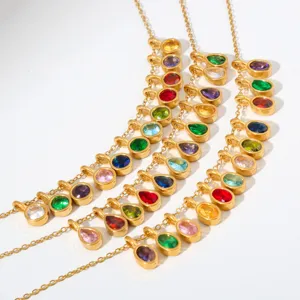 Edles Edelstahl bunte Zirkonia Multi-Anhänger Halskette Mode Schmuck für Damen Alltag.