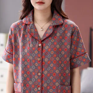Cotton double gauze short sleeve pajama top with lapel collar and red piping for summer comfort