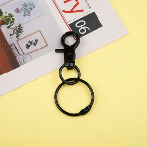 Accessoire porte-clés mousqueton en métal noir vue détaillée pour bricolage artisanat quincailli