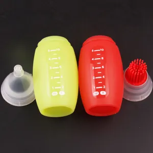 Silicone basting brush oil bottles with scale markings, convenient kitchen BBQ seasoning set of 2.
