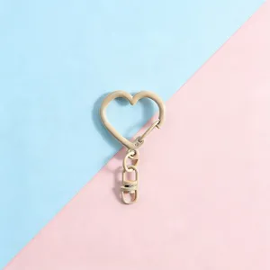 Zinc alloy heart-shaped keychain snap hook, ideal for DIY jewelry and plush pendants.