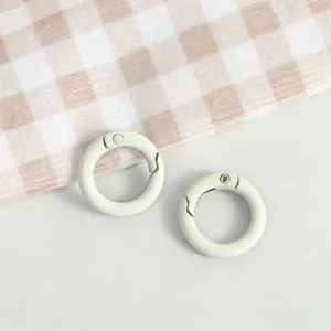 Zinc alloy spring ring clasp detail, round carabiner clip for DIY crafts keychain accessories