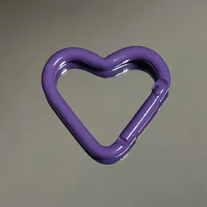 Colorful heart-shaped aluminum alloy carabiner keychain clip for DIY bags and accessories.