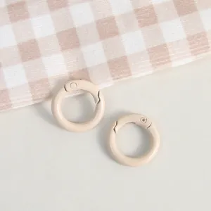 Zinc alloy spring rings round snap hooks for DIY handmade keychain jewelry crafts accessories.