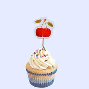 Detalle de topper de cupcake de cereza, bonita bandera de decoración de pastel para hornear.