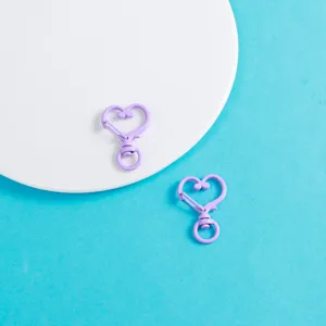 Crochets mousquetons pivotants en alliage en forme de cœur violet pour bijoux DIY faits main.