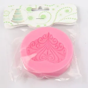 Molde de silicona rosa para fondant, herramienta de repostería con relieve de corazón.