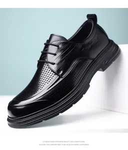 Chaussures de ville en cuir pour homme, style britannique classique, vue détaillée chaussures bureau.