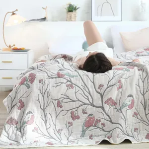 Pure cotton gauze summer quilt breathable soft towel blanket for bedroom bed home use