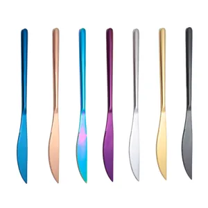 Juego de siete cuchillos para carne de acero inoxidable de colores con titanio.