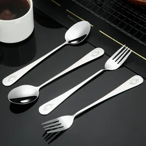 Fourchette Et Cuillère Dîner Visage Souriant En Acier Inoxydable Ensemble De Vaisselle De Couverts De Dessin Animé Mignon Portable Pour Cuisine Repas Camping