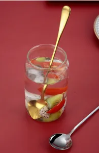 Cuillère à café dorée en acier inoxydable à long manche pour boisson, dessert, élégante.