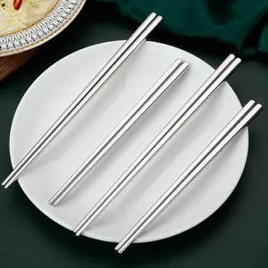 Stainless Steel Chopsticks Thickened Non Slip Heat Insulated Square Metal Chopsticks Reusable Tableware For Home Dining