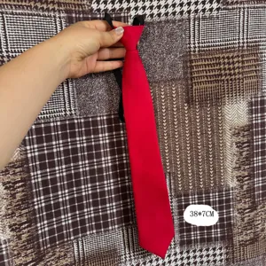Corbata pequeña roja sólida para mujeres niños accesorios de foto tela mate 38x7cm