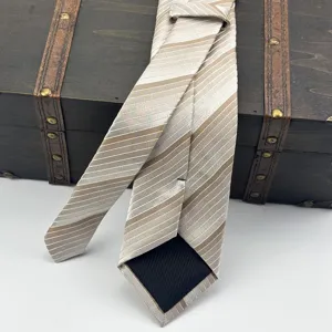 Corbata de hombre a rayas ancha clásica de 8 cm color champagne beige café estilo negocios