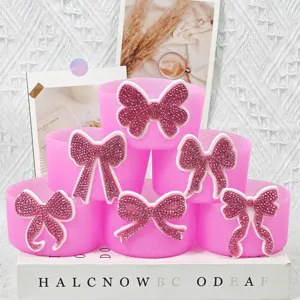 Silicone Cup Sleeve Protective Cover With Rhinestone Bow Decor Non-Slip Cup Boot For Tumbler Water Bottle Accessories