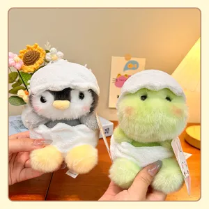 Lindo peluche pingüino dinosaurio colgante de cáscara de huevo detalle, adorno colgante de mochila.