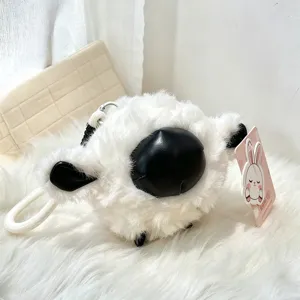 Lindo colgante de peluche de animal esponjoso llavero, charm de bolso de peluche blanco.