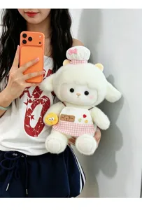 Joli jouet en peluche mouton avec chapeau de chef et joli tablier, poupée douce pour cadeau.