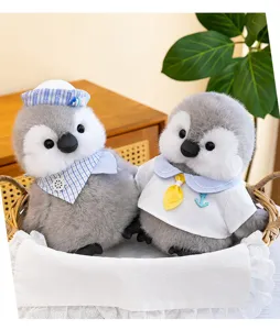 Schattige matroos pinguïn pluche speelgoed, zachte knuffelpop voor kinderen en decor.