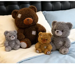 Retro patch krullige teddybeer pluche speelgoed set, zachte knuffelbare pop verjaardagscadeau.