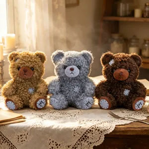 Vintage patch krullende teddybeer pluche pop, schattig helpend knuffelspeeltje verjaardag.