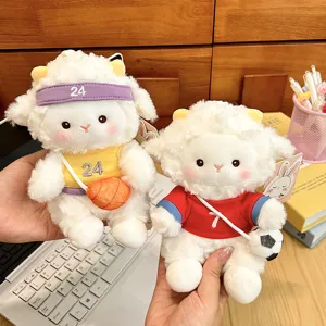 Mignon porte-clés en peluche de mouton de sport, pendentif en peluche pour sacs cadeaux.