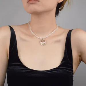 Transparent Glass Heart Pendant Necklace Women Niche Design Beaded Chain Clavicle Necklace Fashion Jewelry Gift