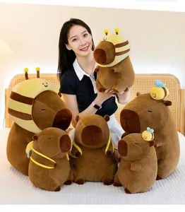 adorable peluche capybara avec chapeau d'abeille poupée en peluche douce super cadeau d'enfants
