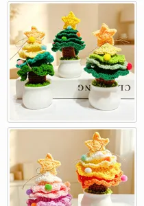 Handgemachte gehäkelte Topf-Weihnachtsbaum-Schreibtisch-Deko, schöne Strick-Deko.