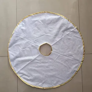 White Christmas tree skirt with gold trim, non-woven fabric holiday decoration mat for party.