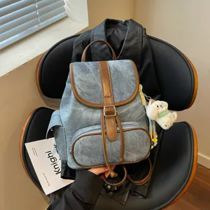 Dames Casual PU Lederen Rugzak Koreaanse Stijl Minimalistische Dagelijkse Woon-werkverkeer Schooltas Met Leuke Hanger Lichtgewicht Reistas