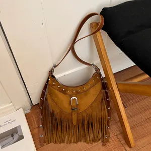 Brown suede fringe shoulder bag, retro crossbody bag for women, stylish autumn daily purse.