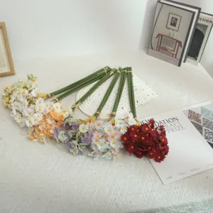 Artificial daisy flowers bouquet, fresh silk floral arrangement for home living room desk decor.