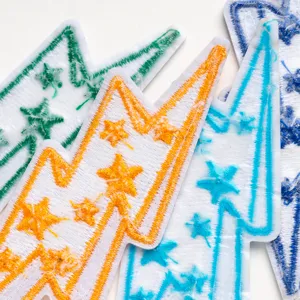 Toppe ricamate a forma di saetta e stella termoadesive per vestiti fai da te DIY.