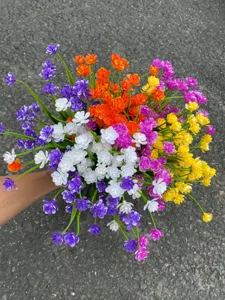 Kunststof 7-takkens plastic bloemenboeket kleurrijke gemengde bloemen voor thuis