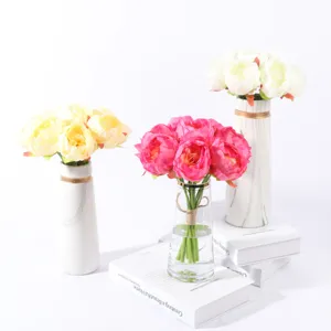 Bouquets de fleurs de pivoine artificielles avec vases décoration maison fleurs de soie